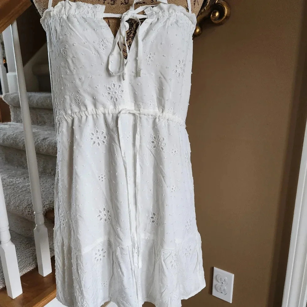NWT Lulus Summer Lace Mini Dress Small
